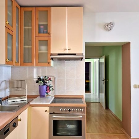 Apartments Soric Omis Ruang foto