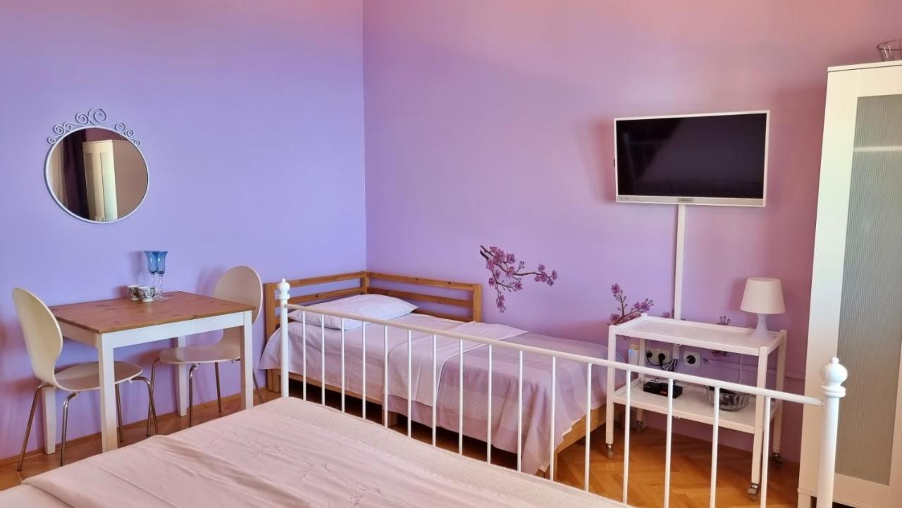 Apartments Soric Omis Bagian luar foto