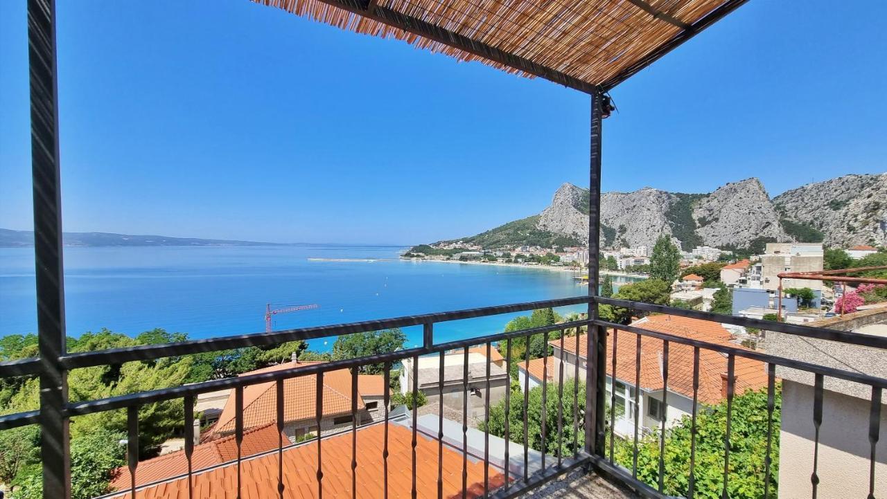 Apartments Soric Omis Bagian luar foto