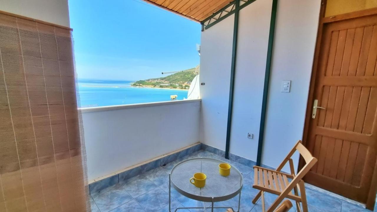 Apartments Soric Omis Bagian luar foto